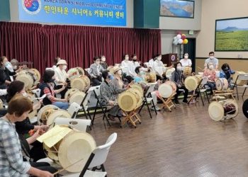 시니어센터 장구반, 사우스LA 4.29 현장서 ‘희망의 북소리’ 공연