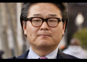 ‘100억달러 손실’ 한인 펀드매니저 빌 황씨 증권 사기 기소