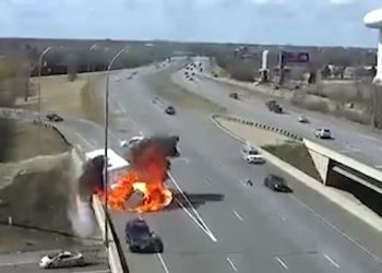 ‘음주차’ 미친 듯 돌진 ‘쾅’…애꿎은 트럭 불덩어리