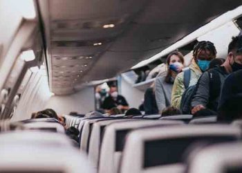 CDC, 대중교통 마스크 재연장..5월3일까지