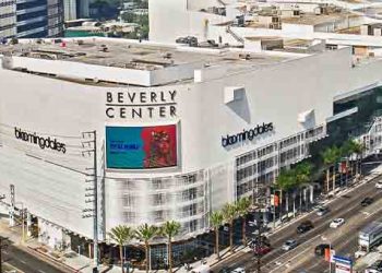 대낮 베벌리센터 앞 대로서 권총강도