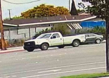 학교서 귀가하던 13세 OC 소녀 대로서 납치돼