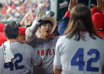 오타니 시즌 1, 2호 연타석 홈런포