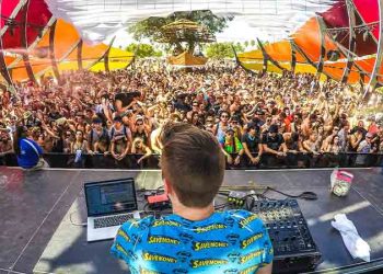 코첼라 2022 시작.. 에픽하이 출격