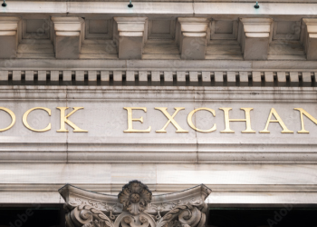 미 증시 83년만에 최악…S&P500, 4개월간 13% 하락