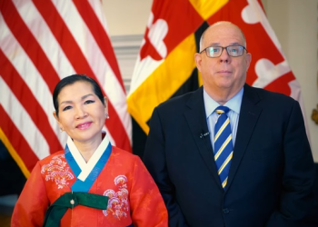 ‘한국사위’ 호건 주지사, 대권 행보 가속…공화당 노선수정 촉구