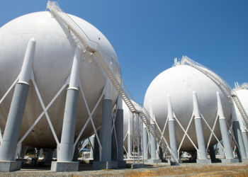 미 천연개스 가격 14년만에 최고치…난방, 전기, 조리 등 전방위 타격