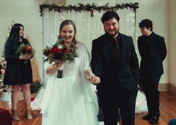 테네시 여중생 절친, 11년 뒤 부부돼.. 성전환 후 결혼