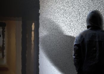 여친 차, 자전거까지 위치추적장치 ‘스토킹’ 60대, 3년형 선고