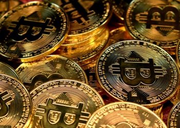 비트코인 결국 3만달러선 붕괴…고점 대비 56% 폭락