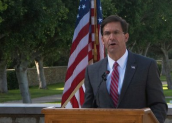 “트럼프, 주한미군 완전 철수 제안…방위비협상 짜증” 에스퍼 전 국방