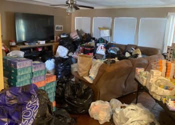 훔친 물건들 창고에 산더미…쇼핑하듯 절도 행각