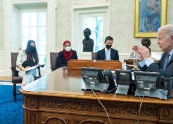 바이든도 나선 분유대란…’위험천만’ 대체제조법 확산