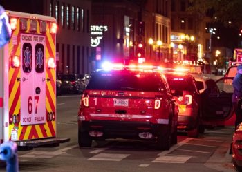 또 총기 난사..시카고 번화가서 2명 죽고 6명 중상