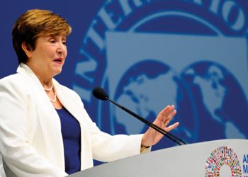 IMF 총재 “루나·테라 사태는 피라미드 사기” 비판