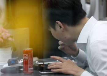 “점심이 무서워… 15달러로는 안돼”..직장인들, 런치플레이션