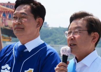 ‘김포공항 이전’ 민주당 자중지란…이재명·송영길 엇박자