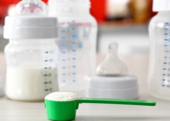 “미국 분유대란, 모유 수유율 하락 때문”