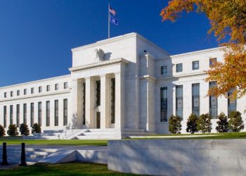 “인플레 악화, 바이든 정부 늦장 대응 탓..위협판단 너무 늦어”