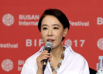 복귀 앞두고 있었는데…강수연 소식에 영화계 충격