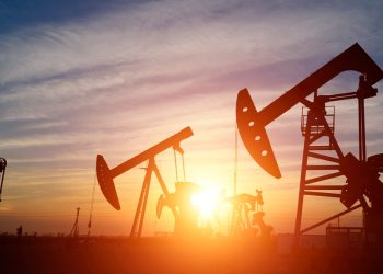 국제유가, 배럴당 120달러 돌파