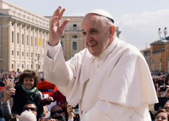 “건강 악화 프란치스코 교황, 8월 퇴임 준비 중”