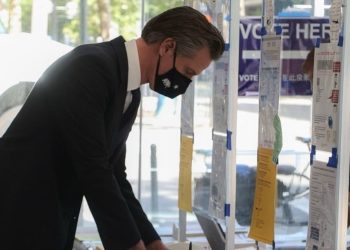 [6.7 선거] 유권자들, 표심 변화 징후…아성 흔들리나, 가주 민주당 비상