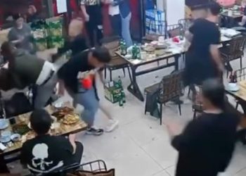 9명이 여성 4명 집단폭행…성룡 “남자들 구경만, 슬프다”