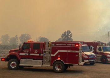 필랜 지역 산불 폭발적 확산…주민 대피령, 5% 진화