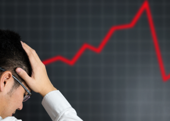 ‘블랙 먼데이’ 뉴욕증시 속절 없는 추락…나스닥 4.7% 폭락 “아직 바닥 아냐”