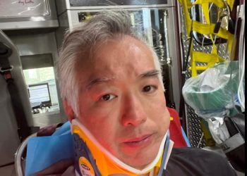 아시안계 시의원, 콘크리트 블럭 테러 당해