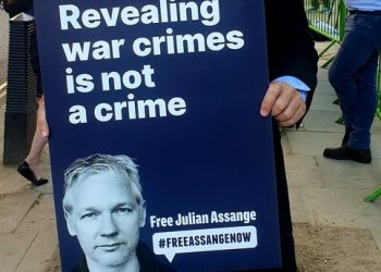 어산지, 12년만에 미국으로 송환..영 내무장관 서명