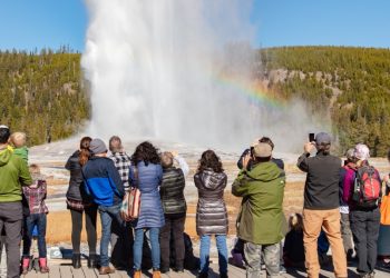 옐로우스톤 부분 재개장…남쪽문 22일부터 입장객 허용