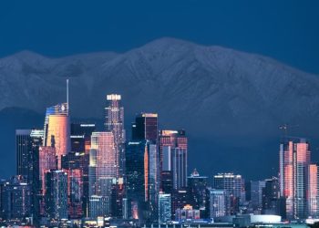 “스모그 악명 이젠 옛말..놀랍도록  맑아져”…오염도, 전국 평균 이하