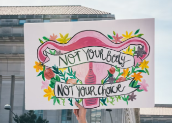 낙태권 폐기 판결에 미 기업들도 분주…”비용 지원·기밀 유지”