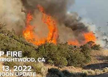 샌버나디노 필랜 쉽 산불 3일째 진화 못해..990에이커 전소