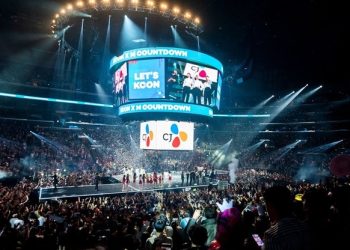 3년만에 LA서 KCON..K 팝 그룹 총출동, 8/19-8/21