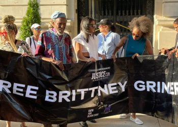 농구스타 그라이너, 탄원서..”르브론이라면 진즉 석방”