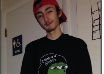 총격범, 70여발 난사 후 여성복 입고 도주했다