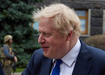 영국 존슨 총리, 결국 사퇴.. “당대표직 사임..’과도’ 총리직은 수행”