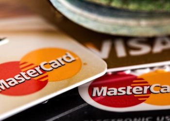 비자·마스터 카드, “암호화폐 크레딧 카드 발급한다”…체크카드처럼 사용
