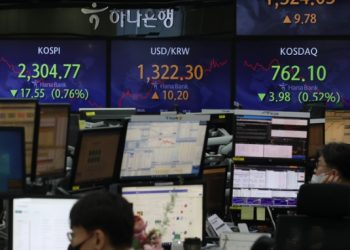 원달러 환율 1320원 돌파…13년3개월래 최고