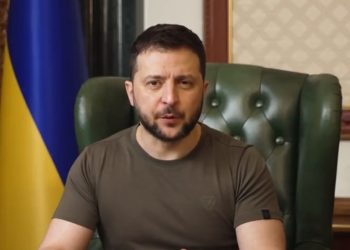 우크라 내부 균열의 시작?..젤렌스키, 정보국장·검찰총장 해임..반역혐의