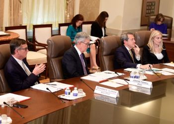 “과도한 금리인상..1년 내 경기침체”