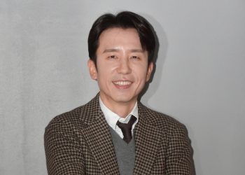 “‘표절의혹 동의 못한다” 유희열,  사과는 왜?.. 13년 만에 ‘스케치북’ 하차