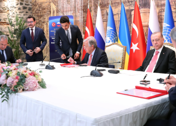 세계 식량난 숨통…우크라 흑해 곡물 수출 재개