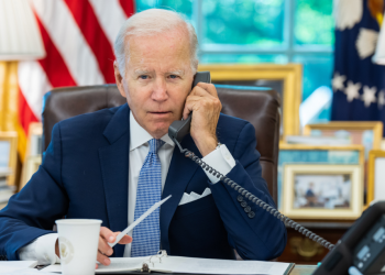 바이든·시진핑, ‘대만’ 기 싸움…”불장난하면 타 죽어”