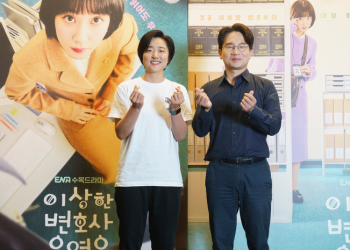 ‘이상한변호사 우영우’, 넷플릭스 세계 3위…신드롬 계속