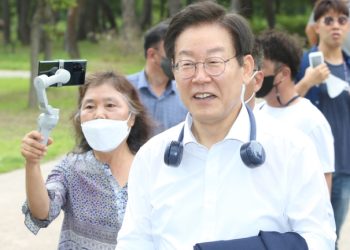 이재명 “나와 무슨 상관?”..네번째 사망에도 사과 없어