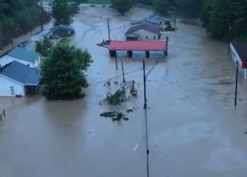 켄터키 홍수 사망 25명…버지니아, 네바다, 미주리 폭우(영상)